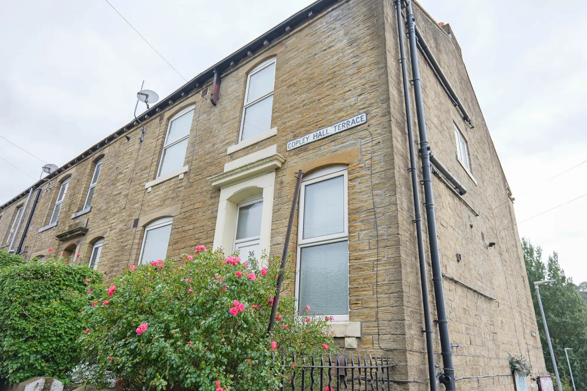 property photo 1 of 37