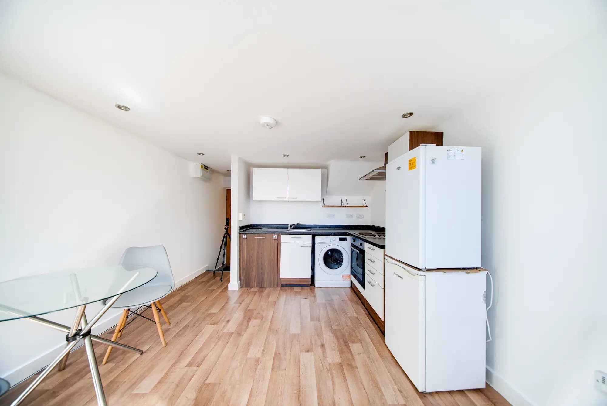 property photo 4 of 13