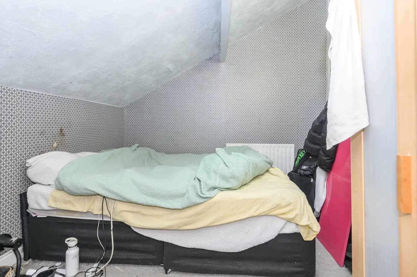 property photo 17 of 22