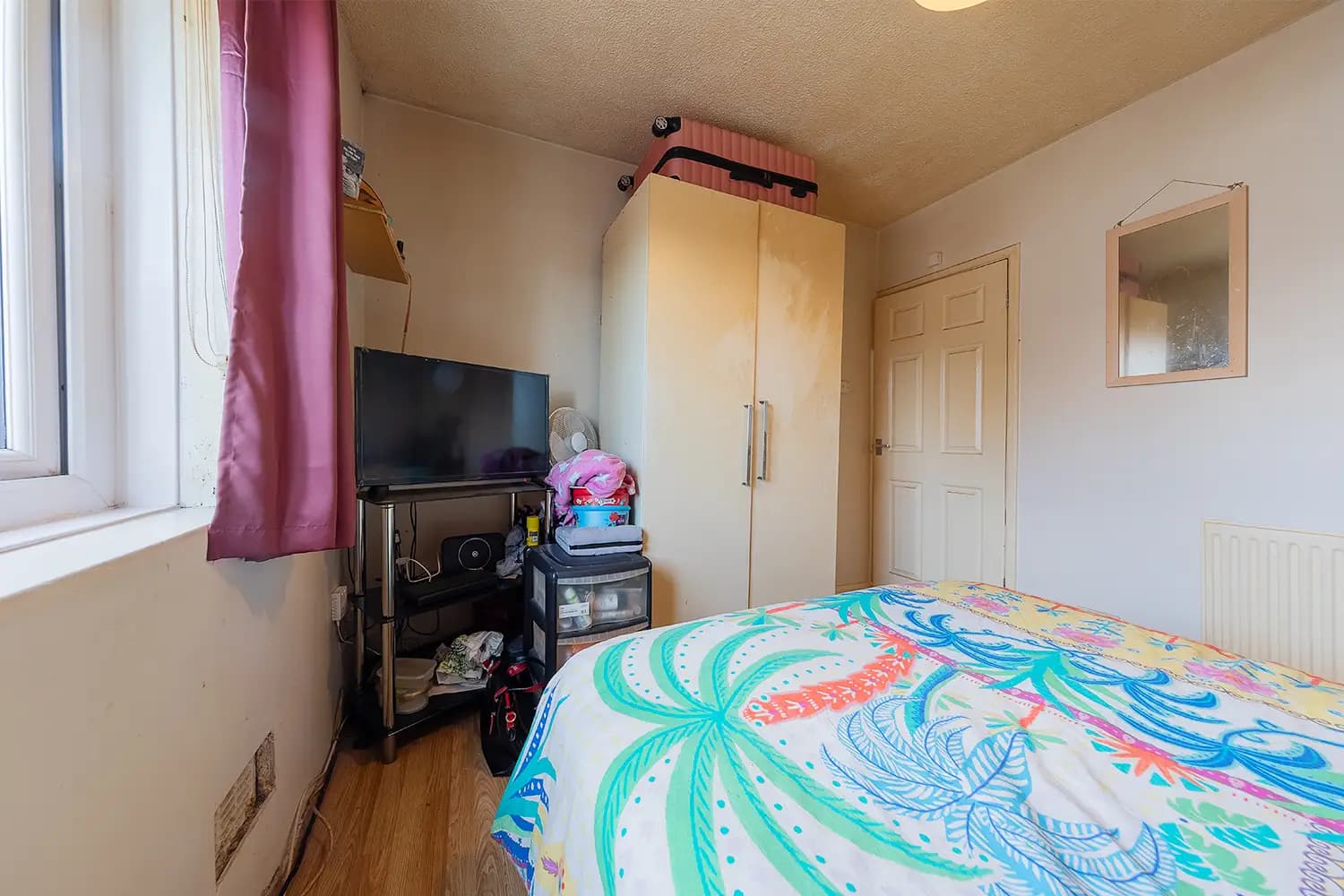 property photo 10 of 17