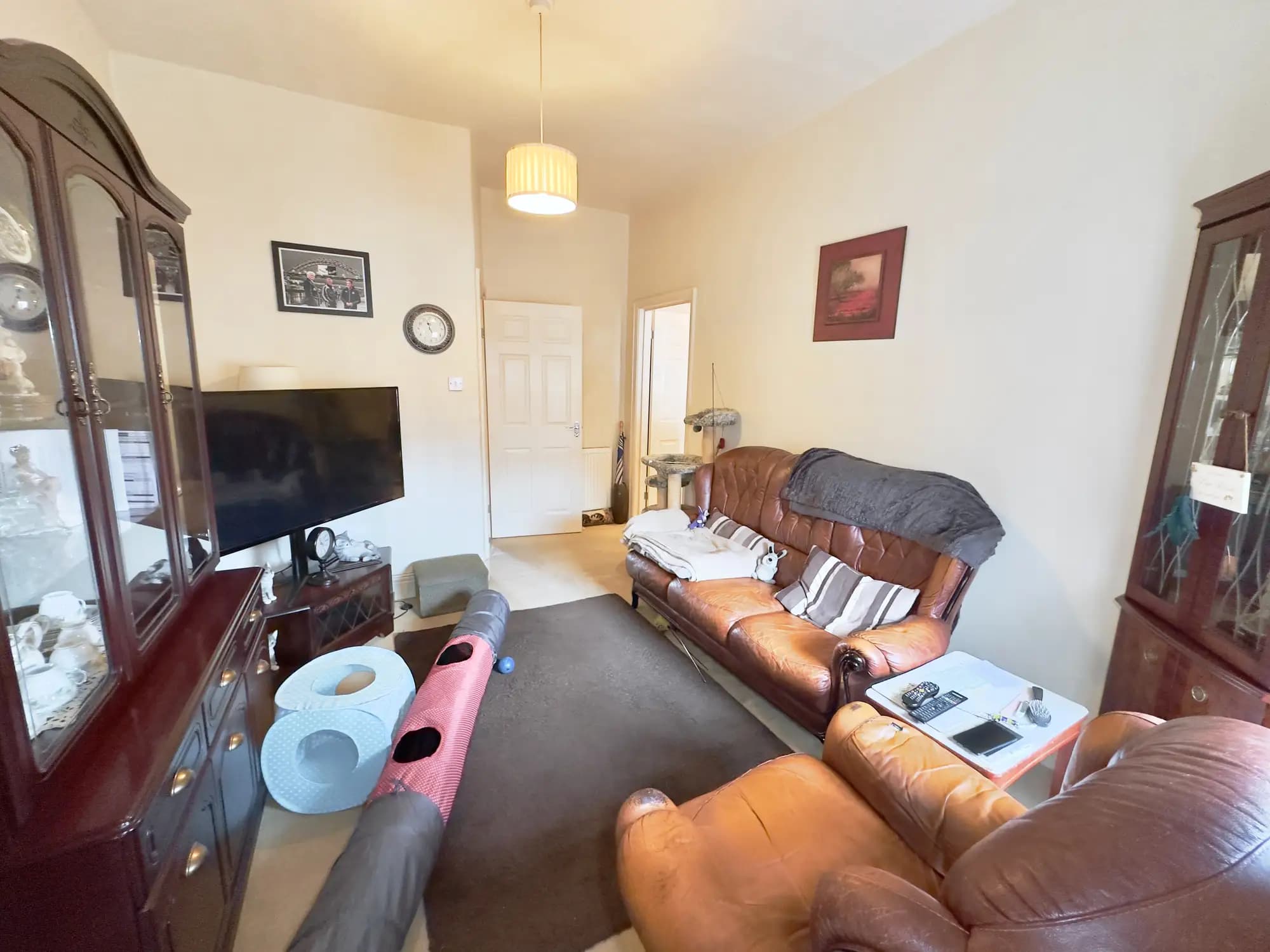 property photo 4 of 30
