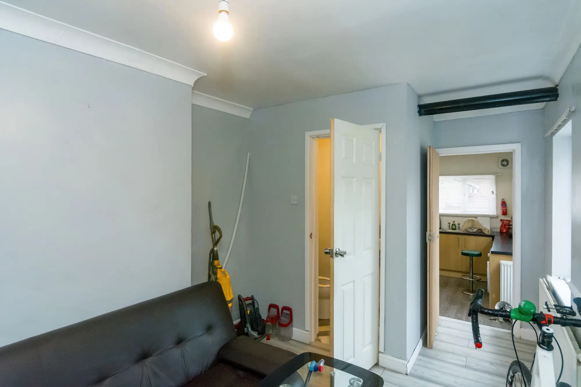 property photo 4 of 20