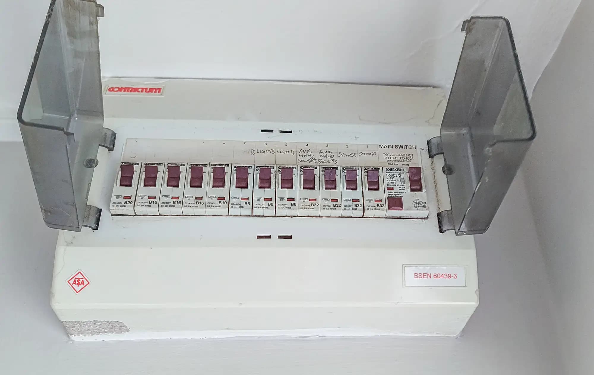 property photo 18 of 20