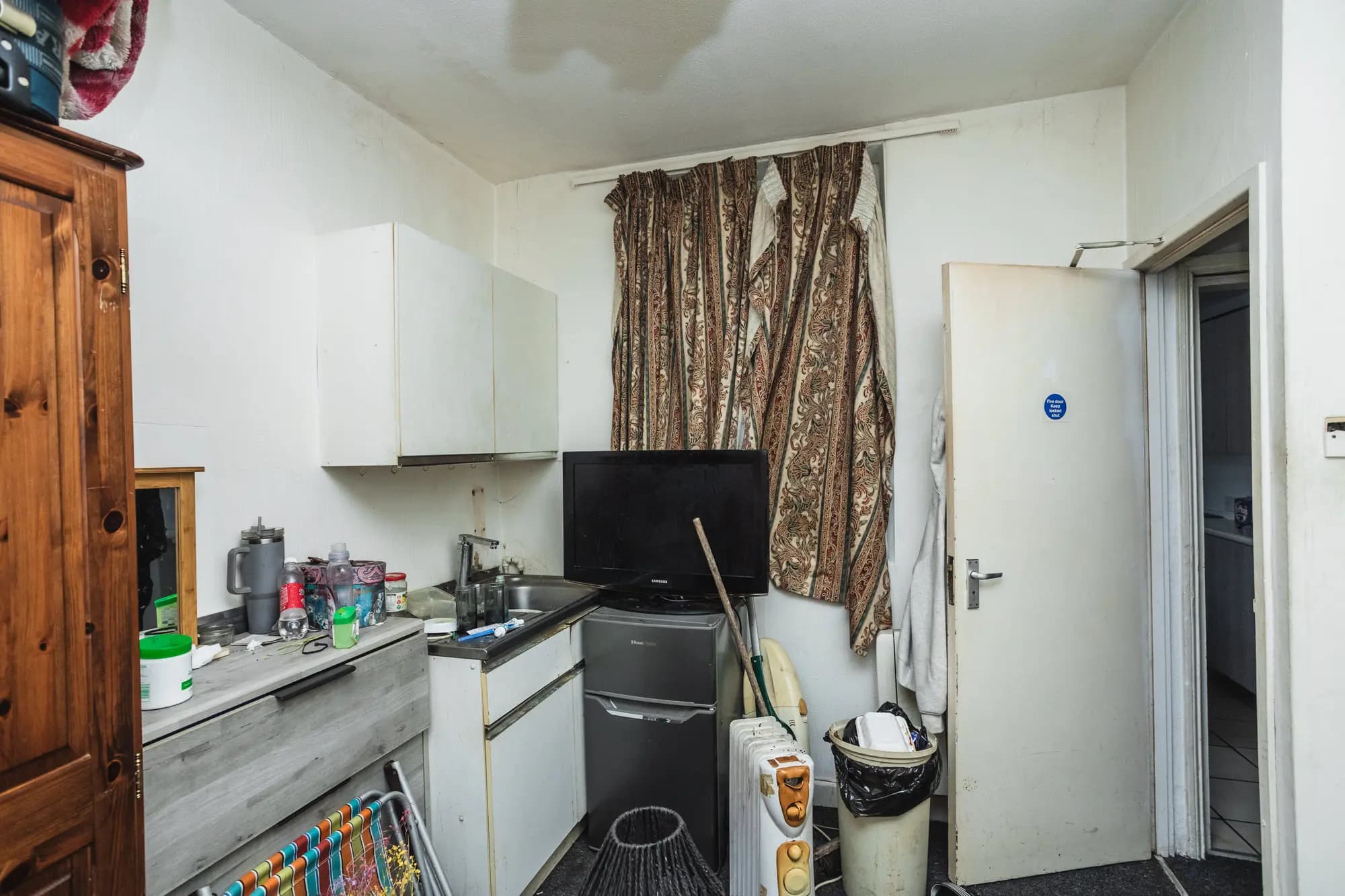 property photo 17 of 30