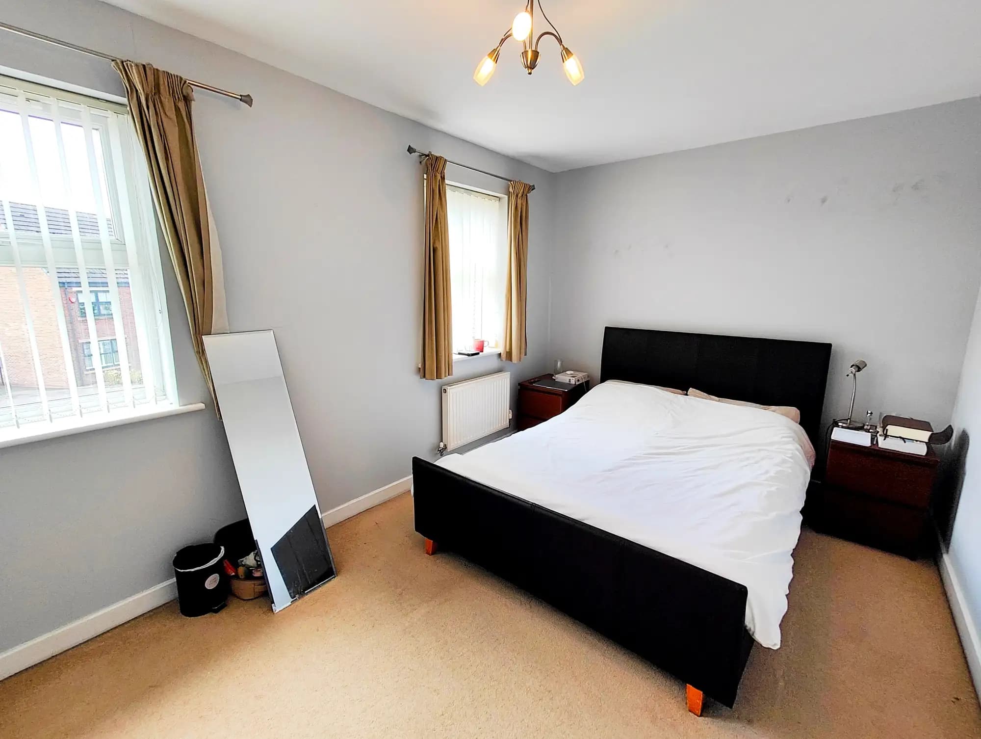 property photo 11 of 23