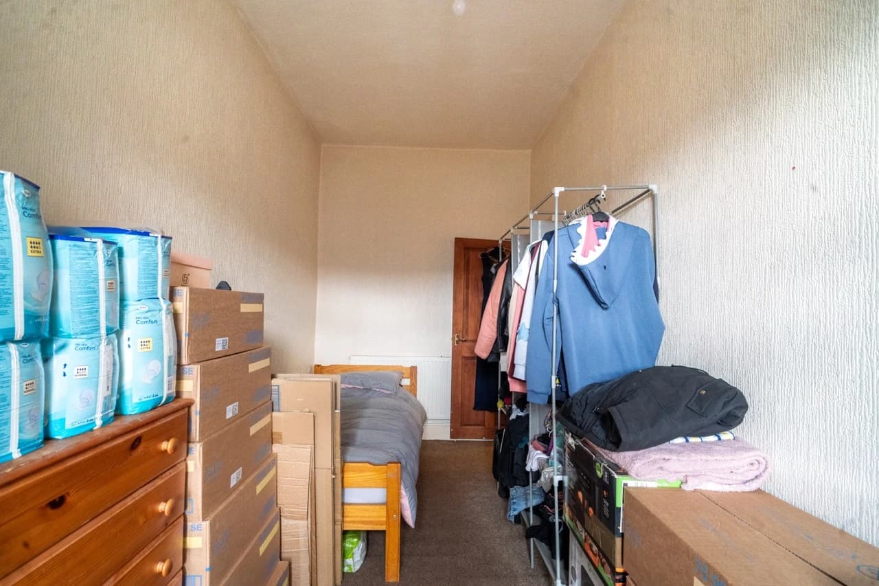 property photo 12 of 19