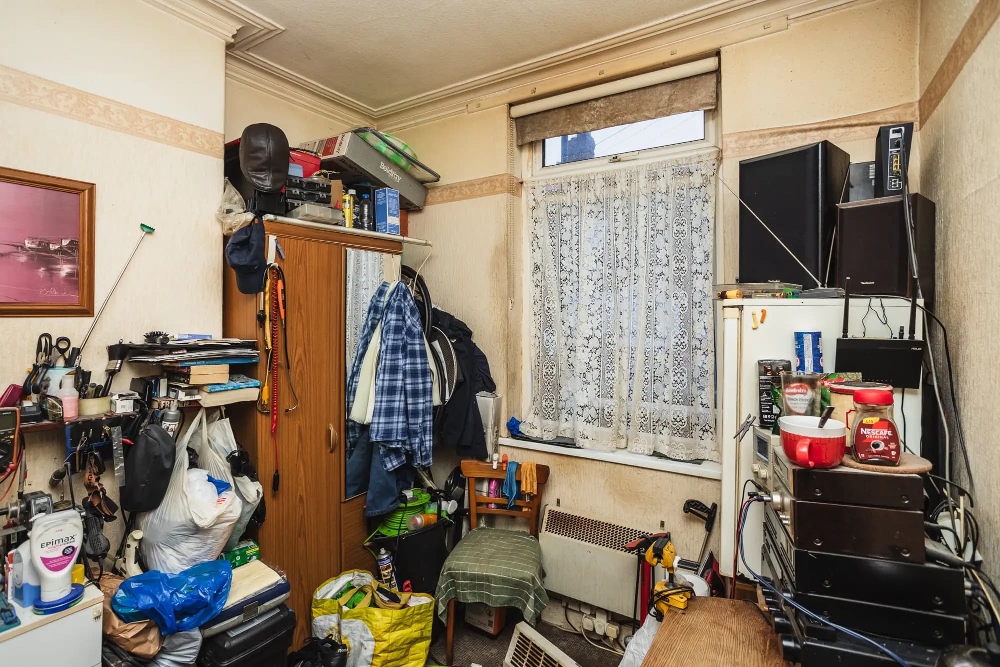 property photo 9 of 34