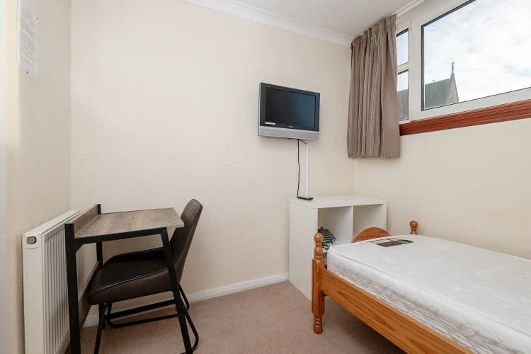 property photo 14 of 23