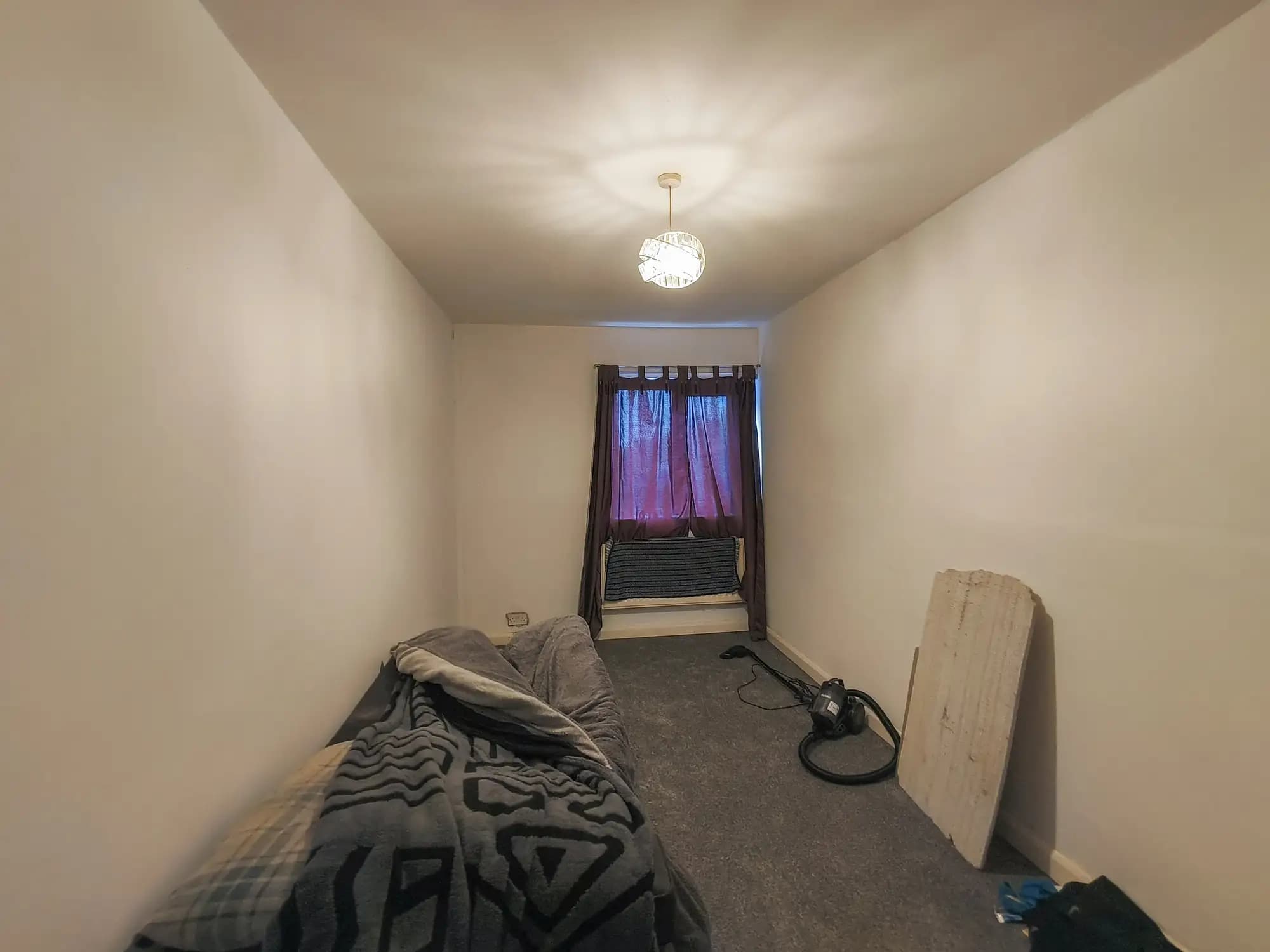 property photo 8 of 13