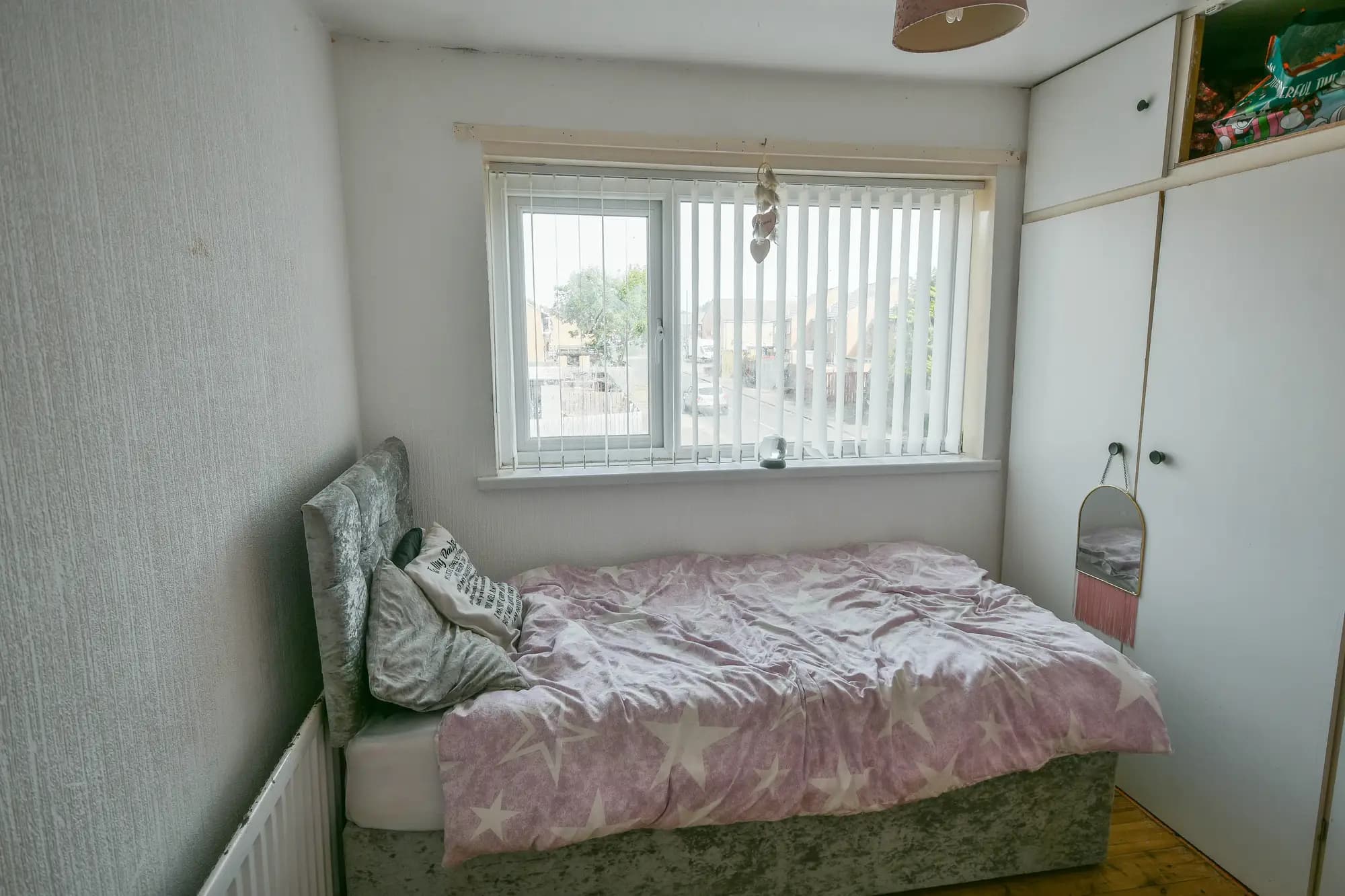 property photo 12 of 17