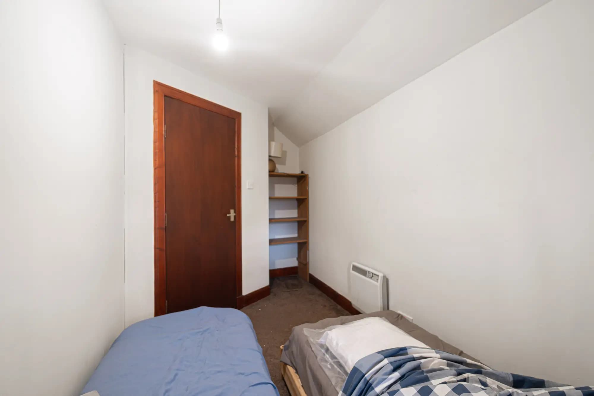 property photo 16 of 26