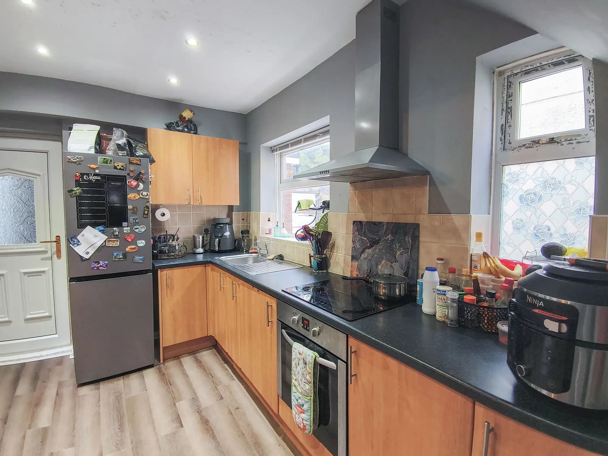 property photo 5 of 21