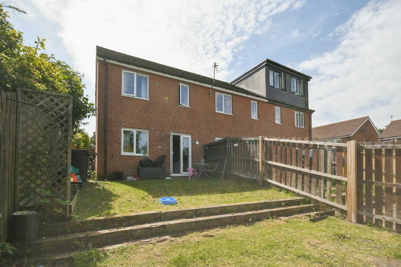 property photo 18 of 20