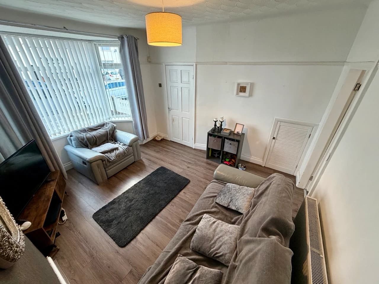 property photo 4 of 42