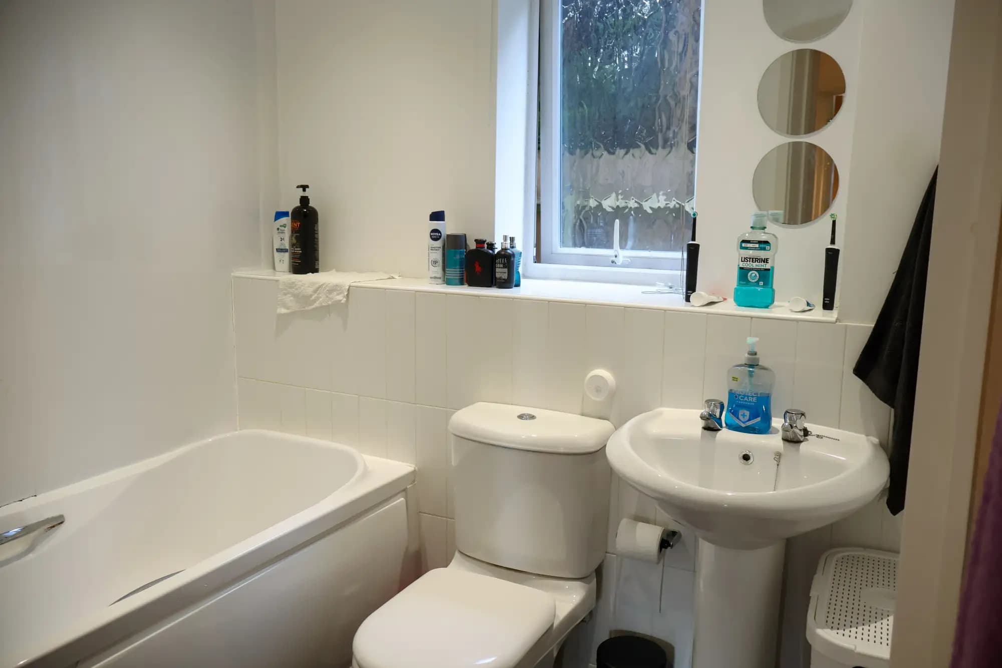 property photo 9 of 15