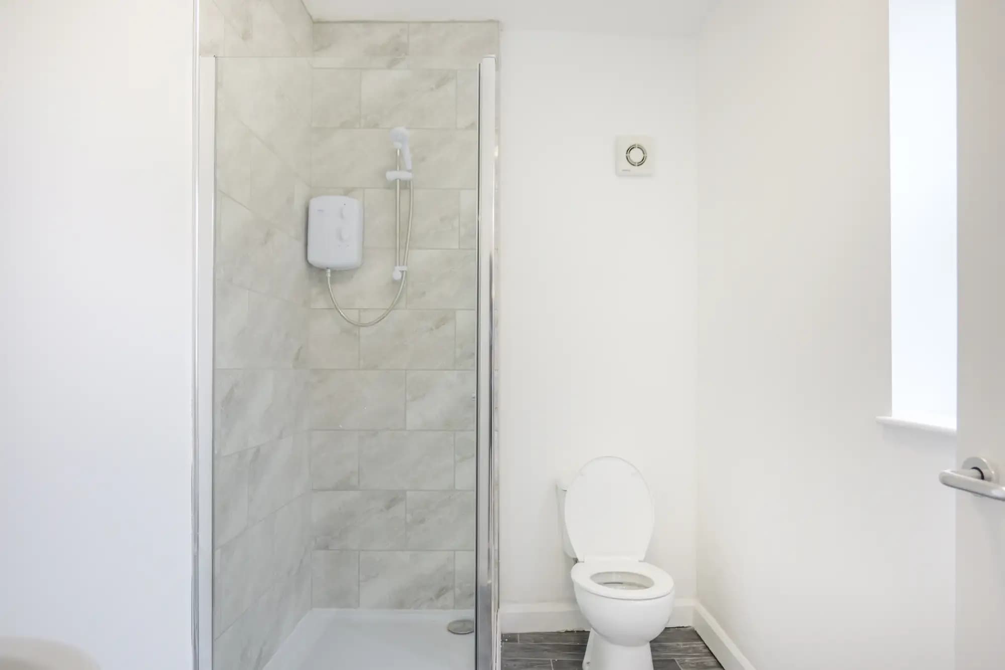 property photo 16 of 30