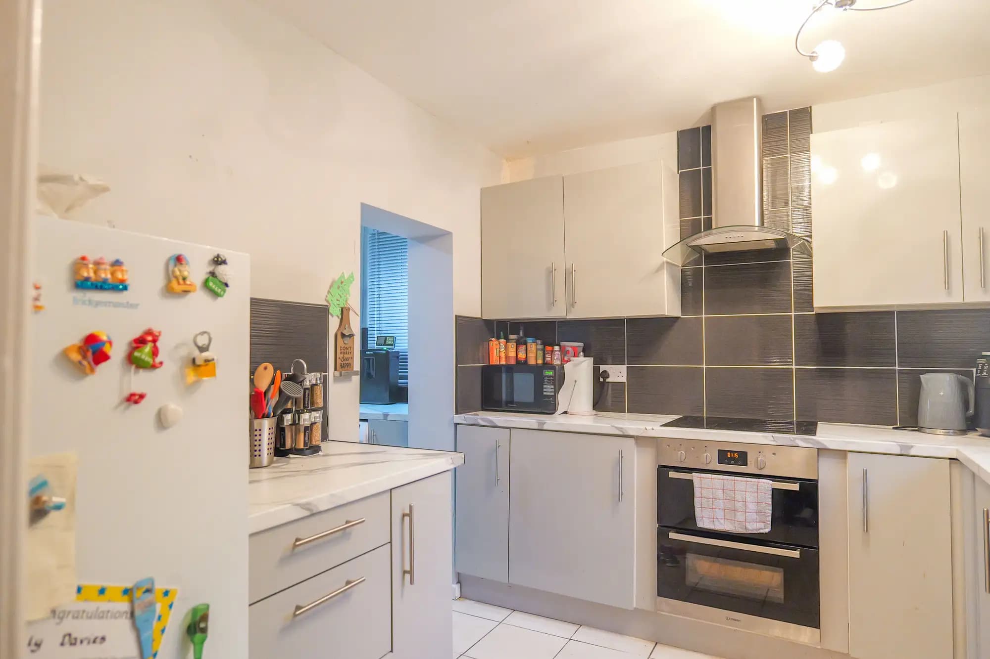 property photo 5 of 25