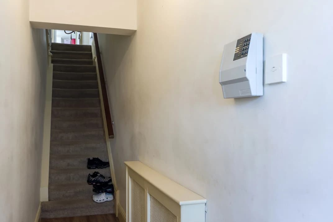 property photo 15 of 18