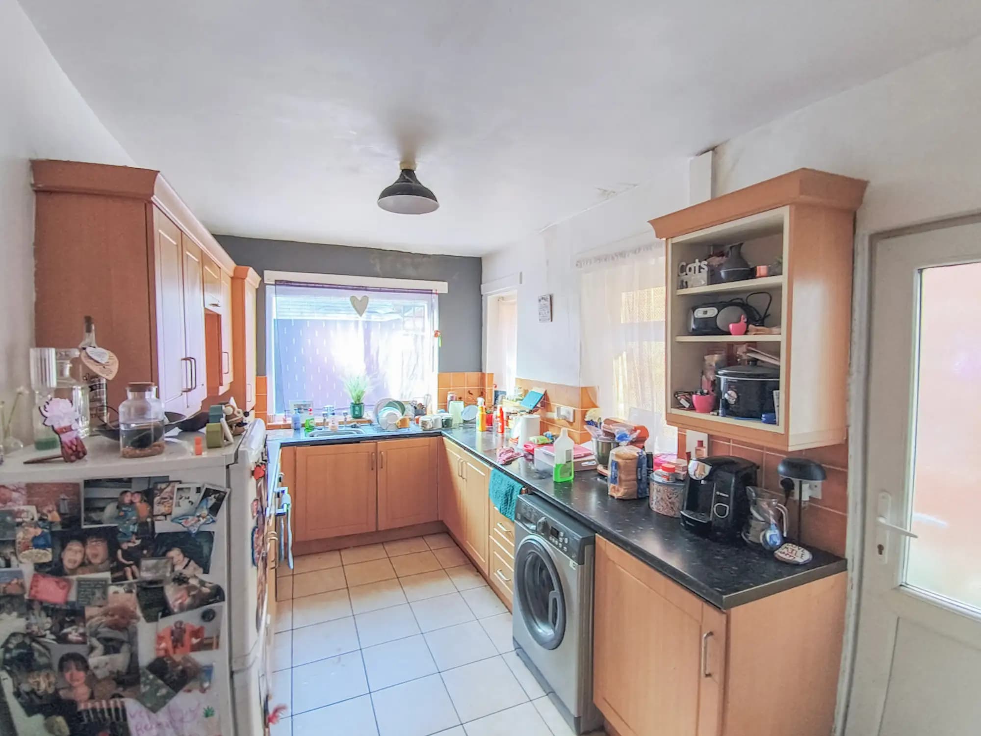 property photo 6 of 19