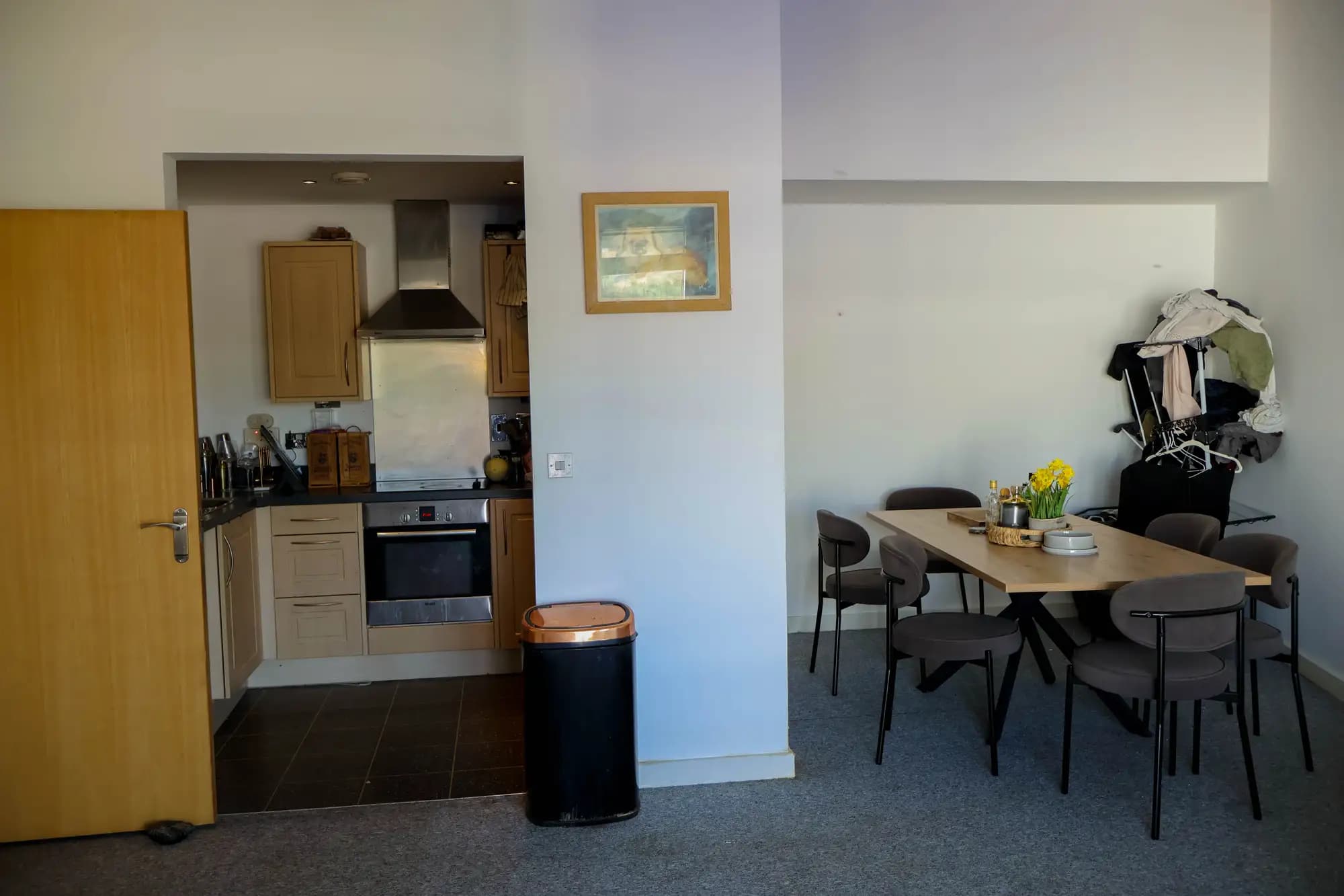 property photo 5 of 31