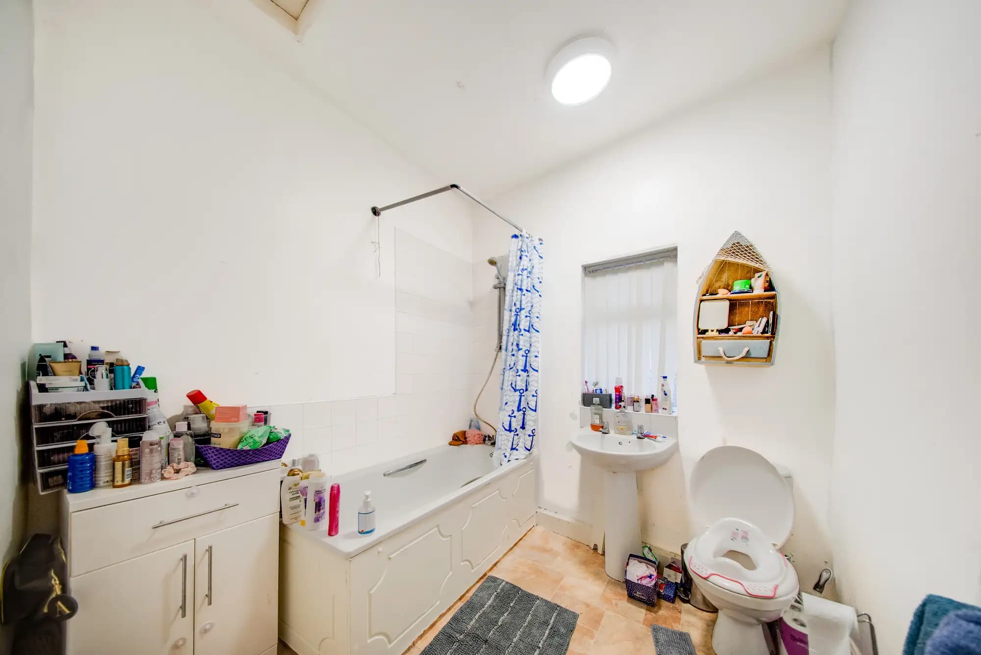property photo 10 of 26
