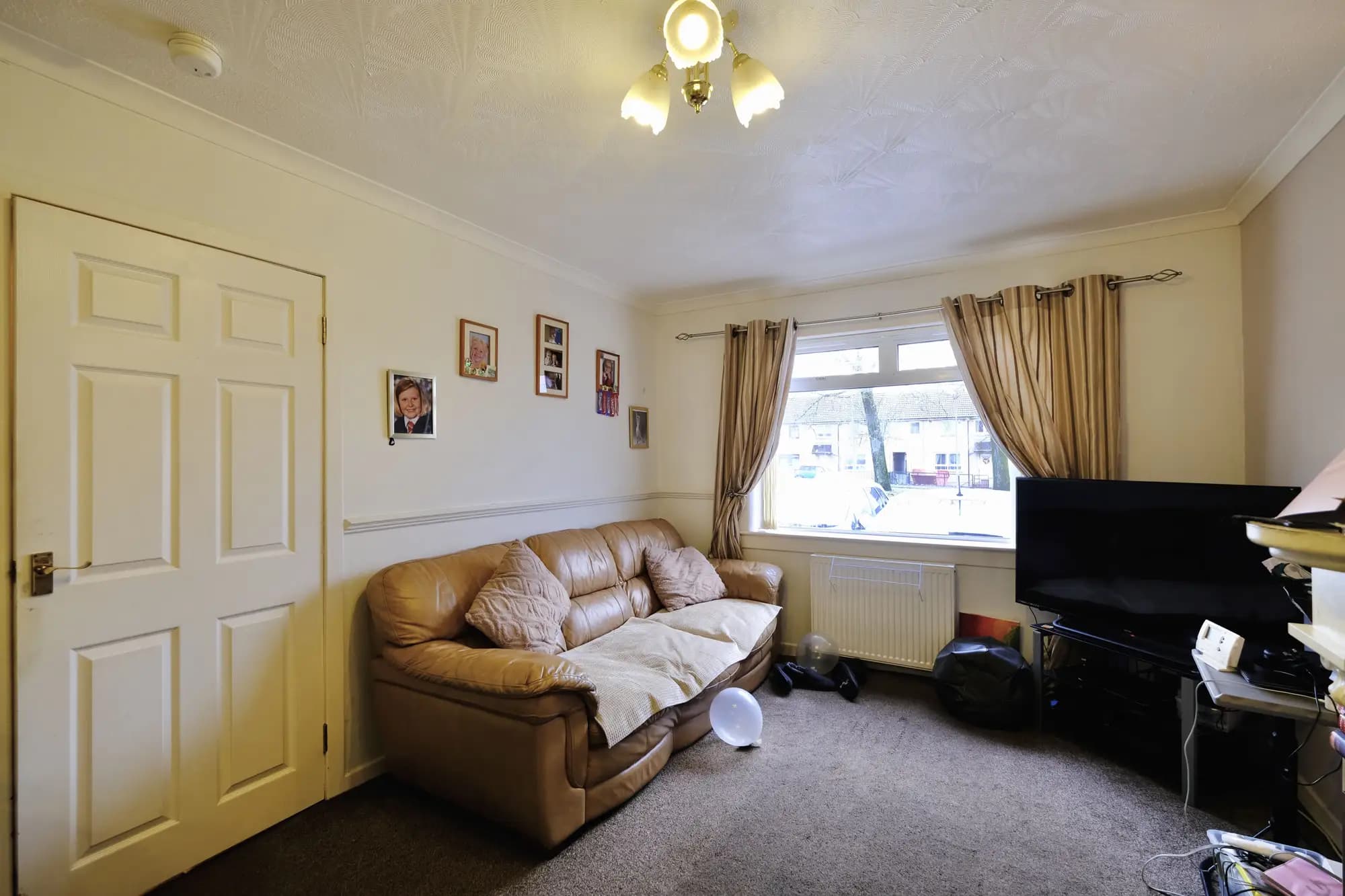 property photo 4 of 20