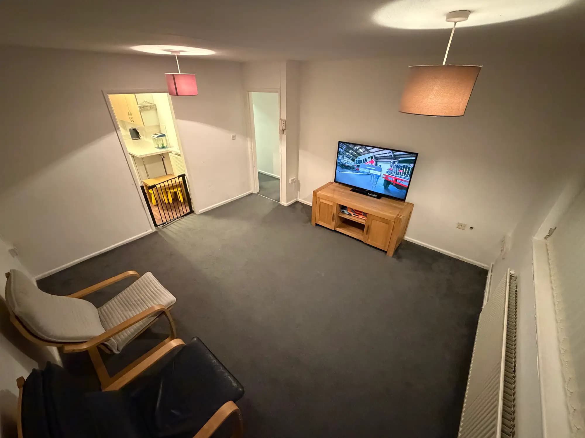 property photo 4 of 20