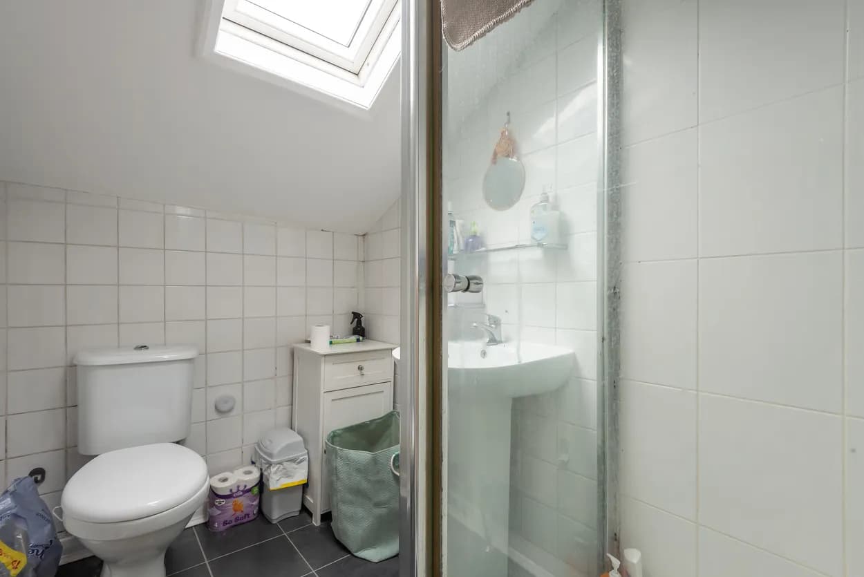property photo 12 of 30