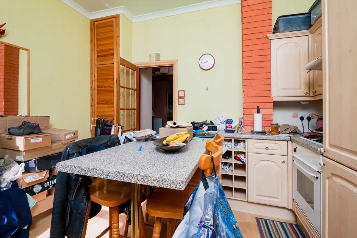 property photo 7 of 15