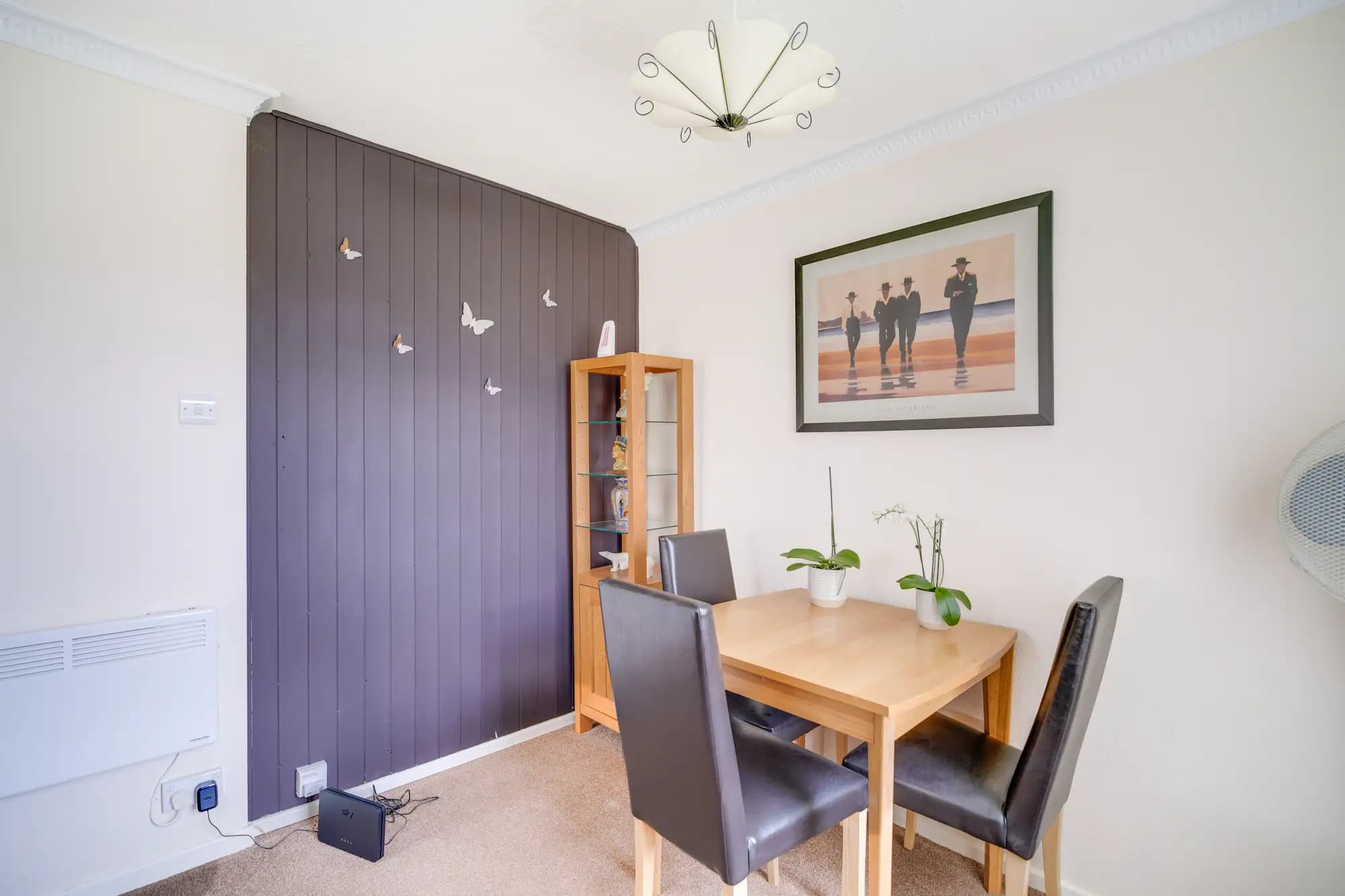 property photo 4 of 14