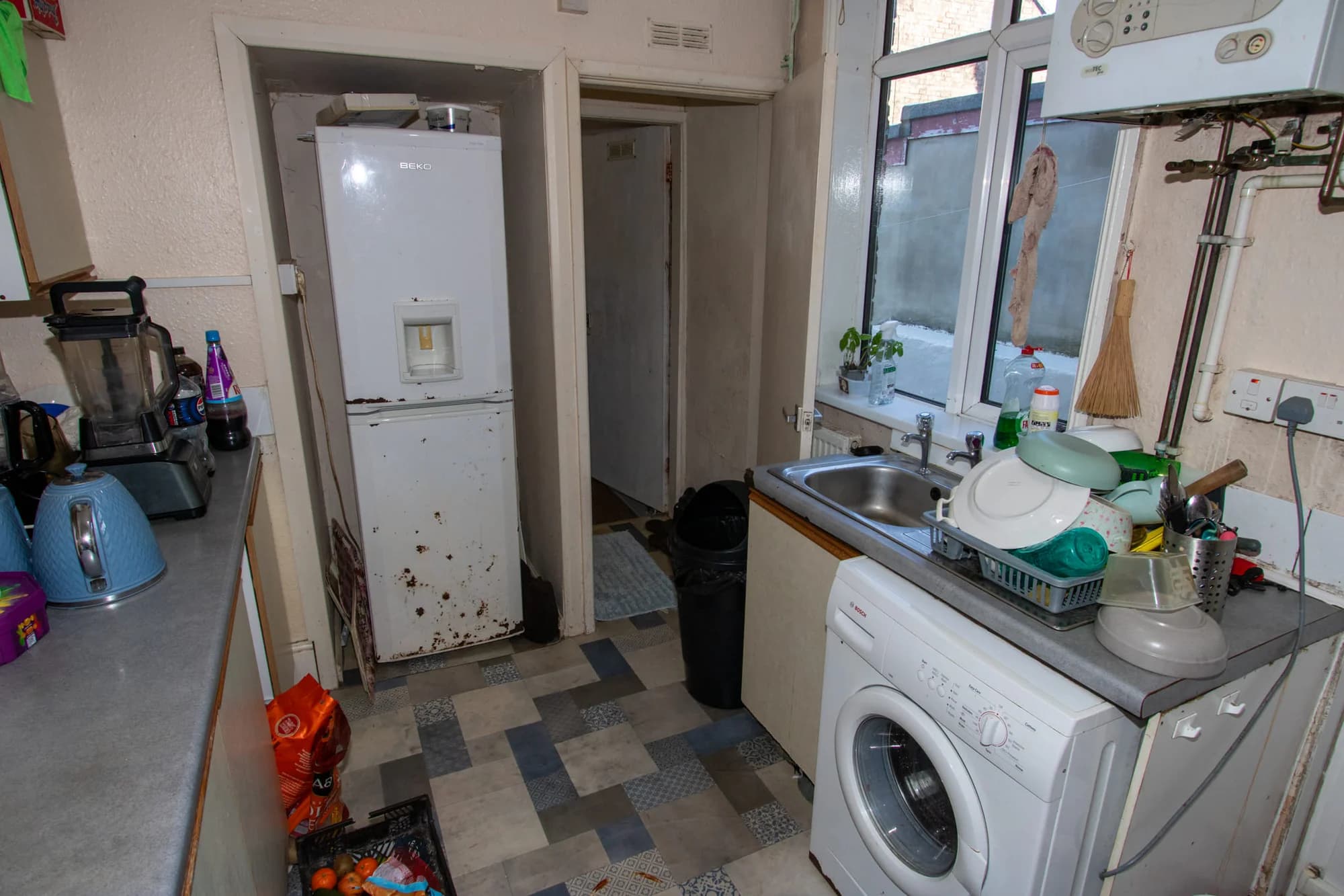 property photo 7 of 19