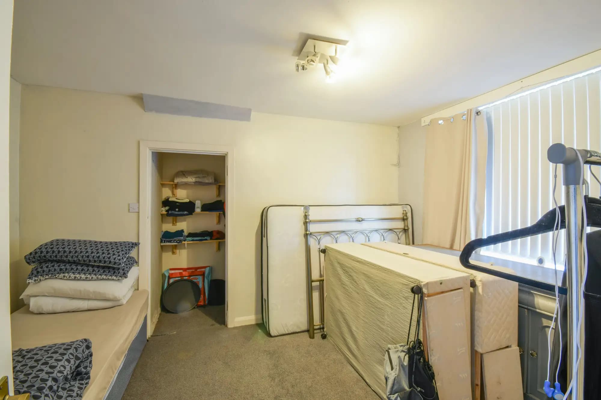 property photo 20 of 25