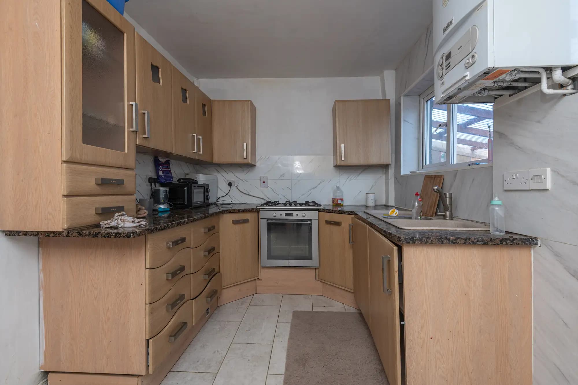 property photo 5 of 22