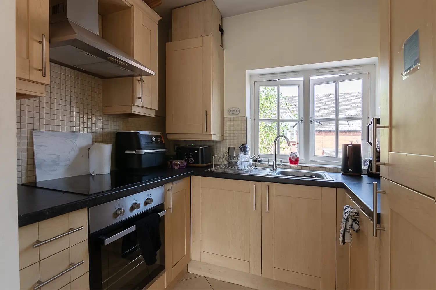 property photo 5 of 14