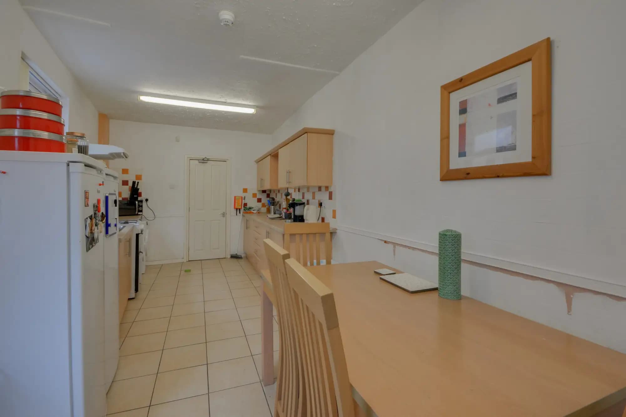 property photo 6 of 18