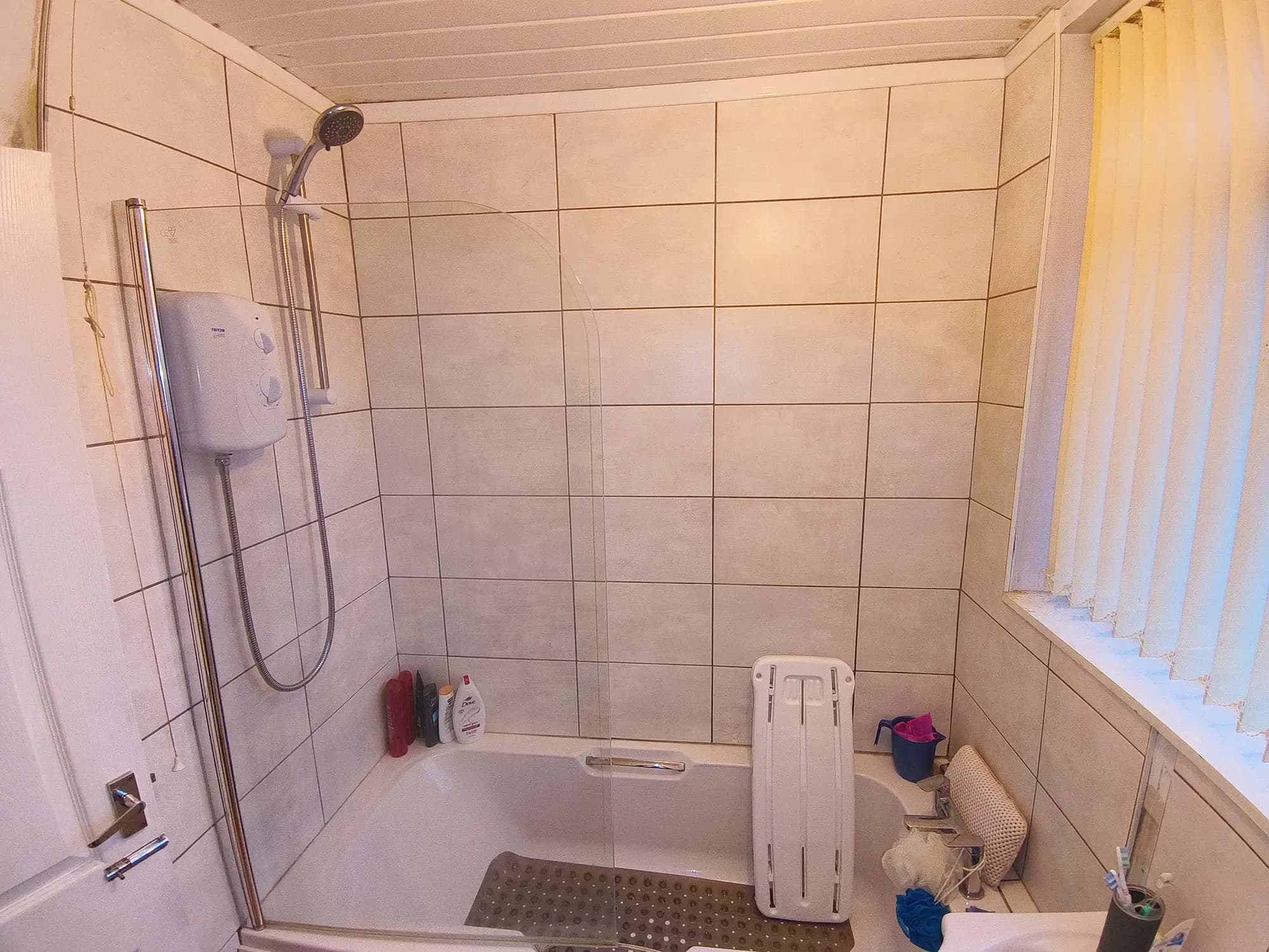 property photo 9 of 16