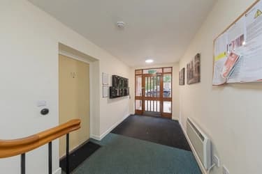 property photo 16 of 21