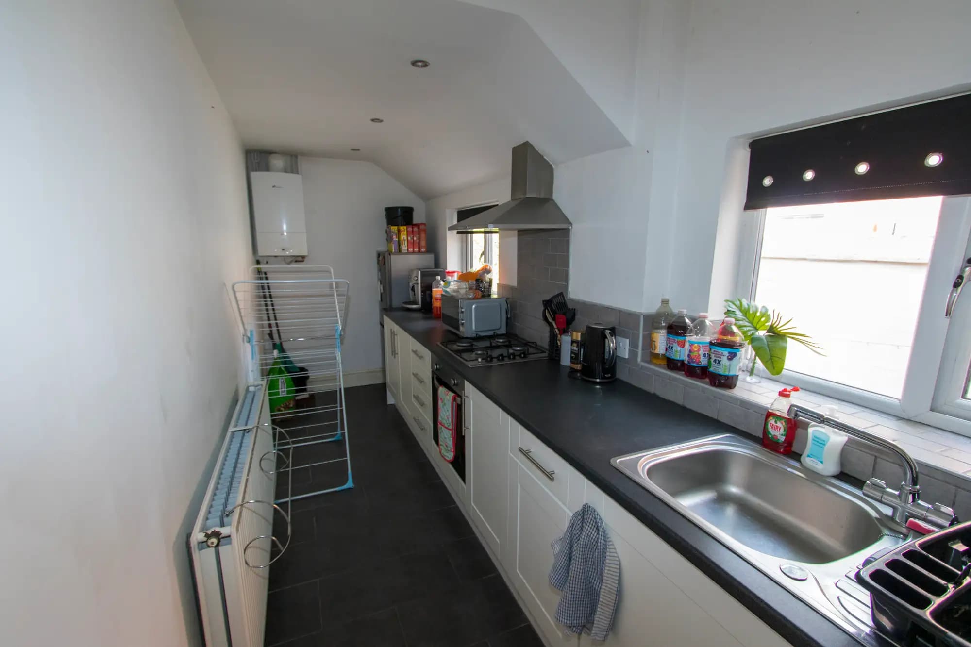 property photo 5 of 16