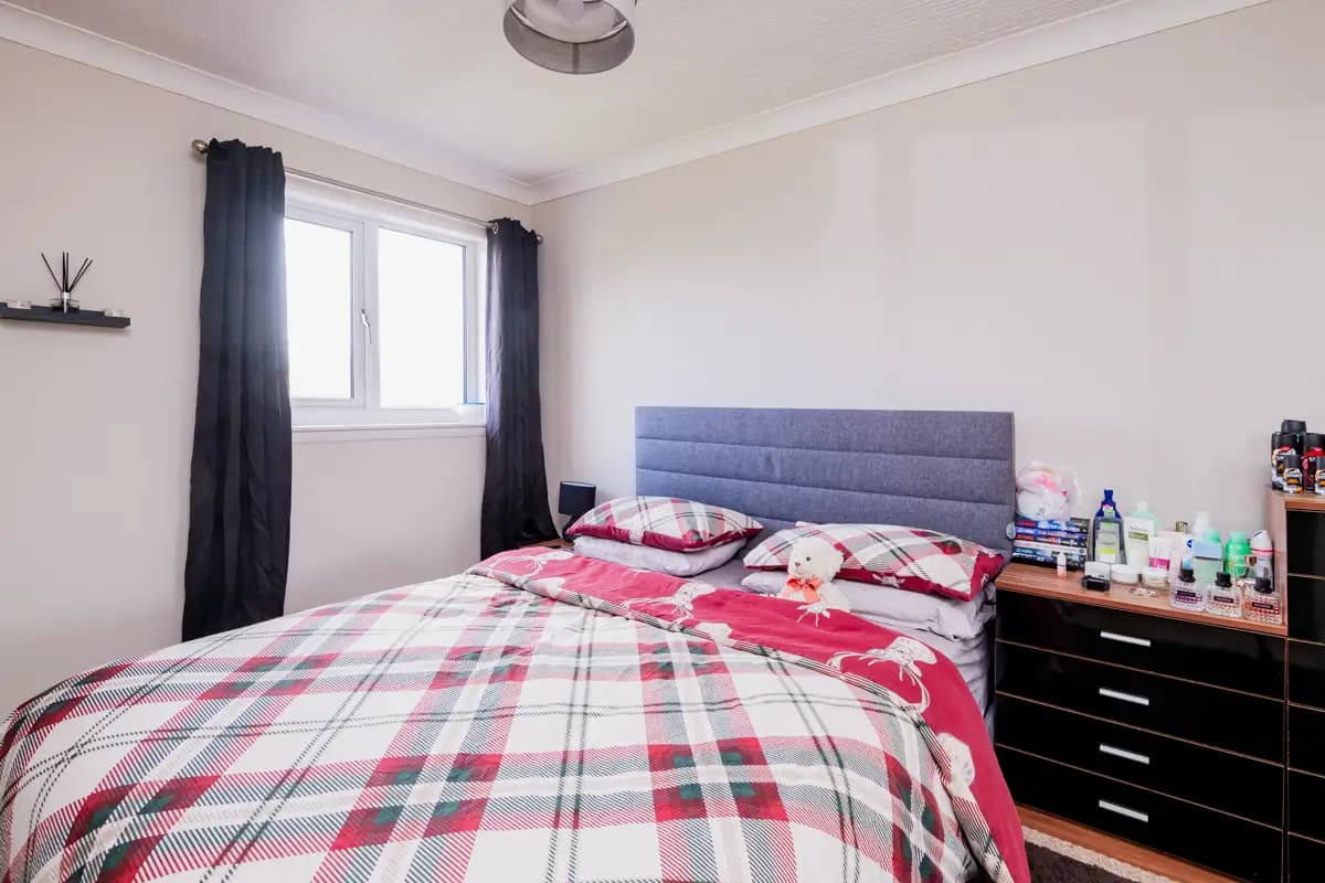 property photo 12 of 15