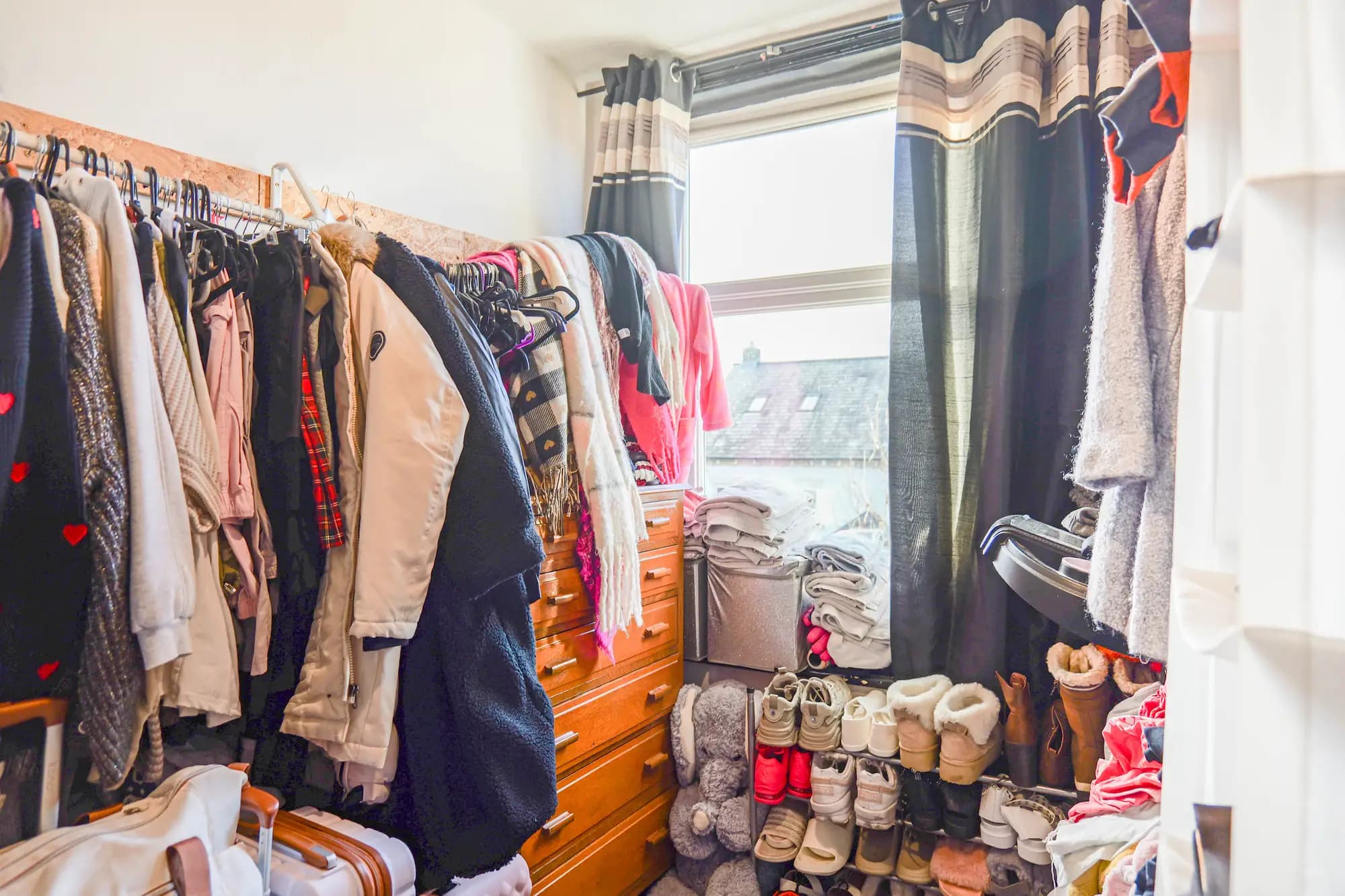 property photo 10 of 24