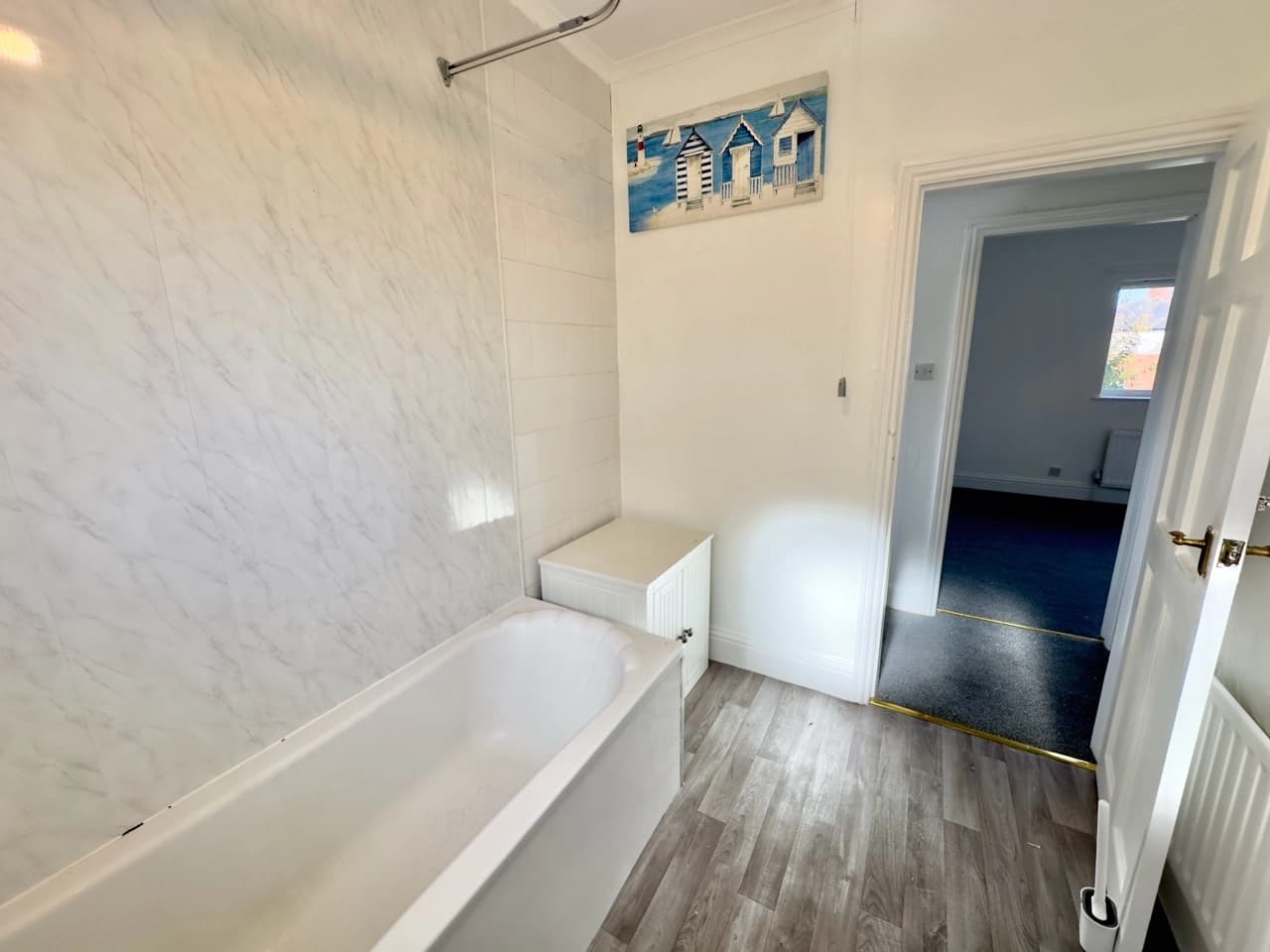 property photo 9 of 20