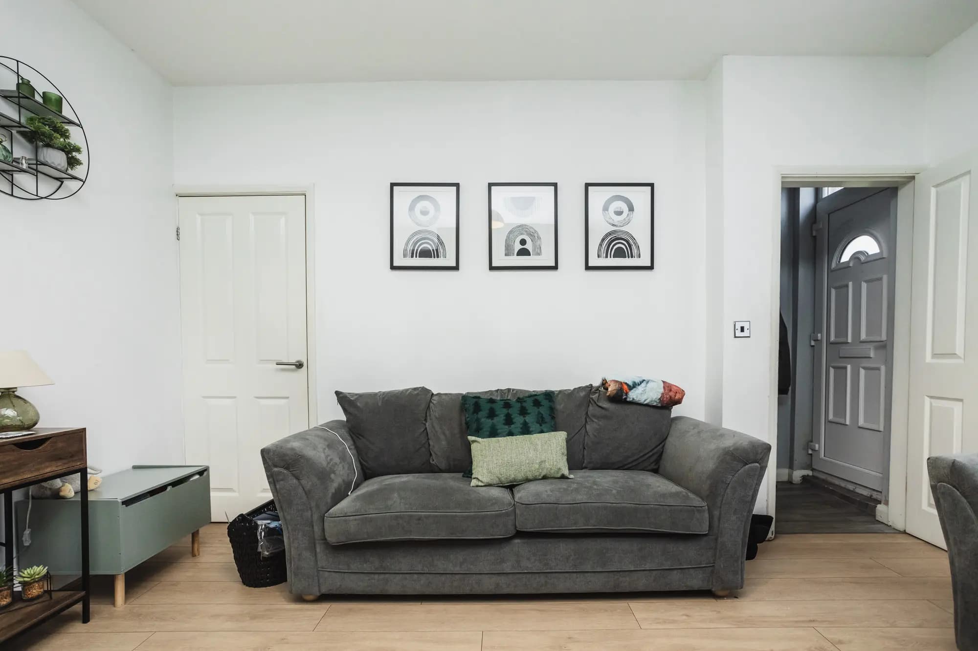 property photo 5 of 30