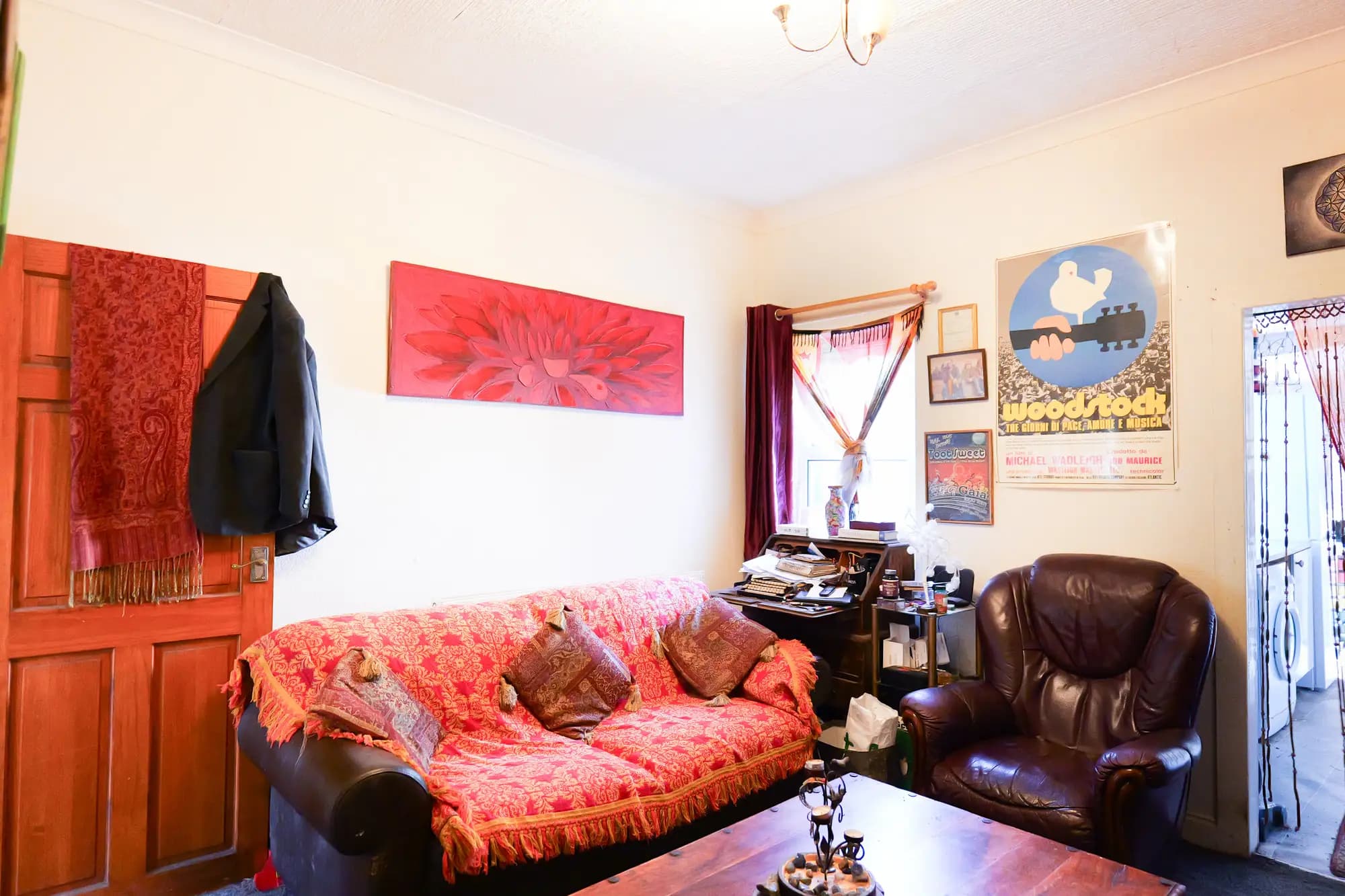 property photo 4 of 22