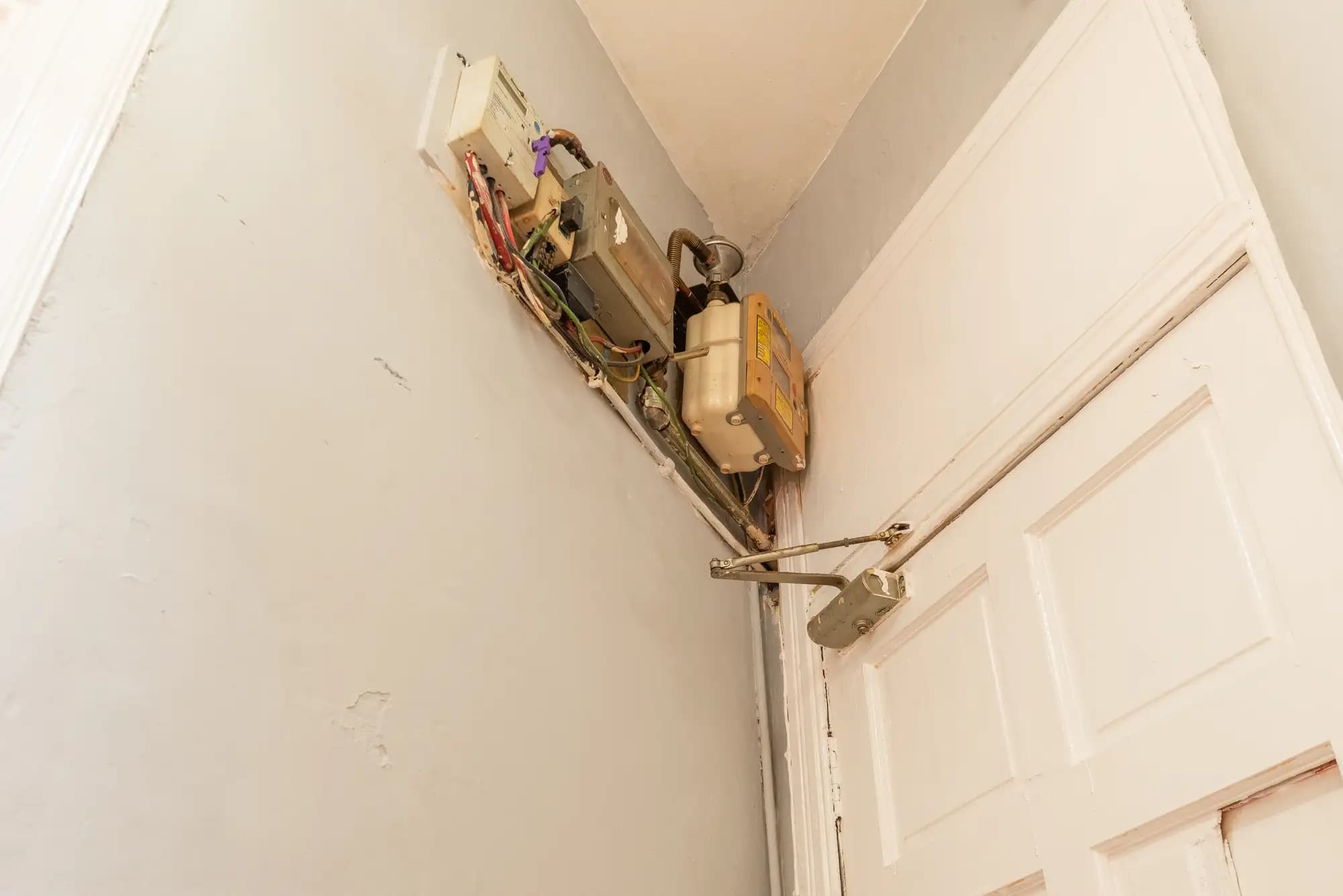property photo 15 of 18