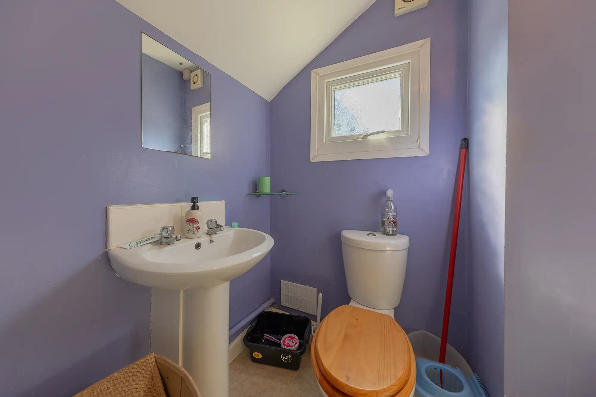 property photo 18 of 33