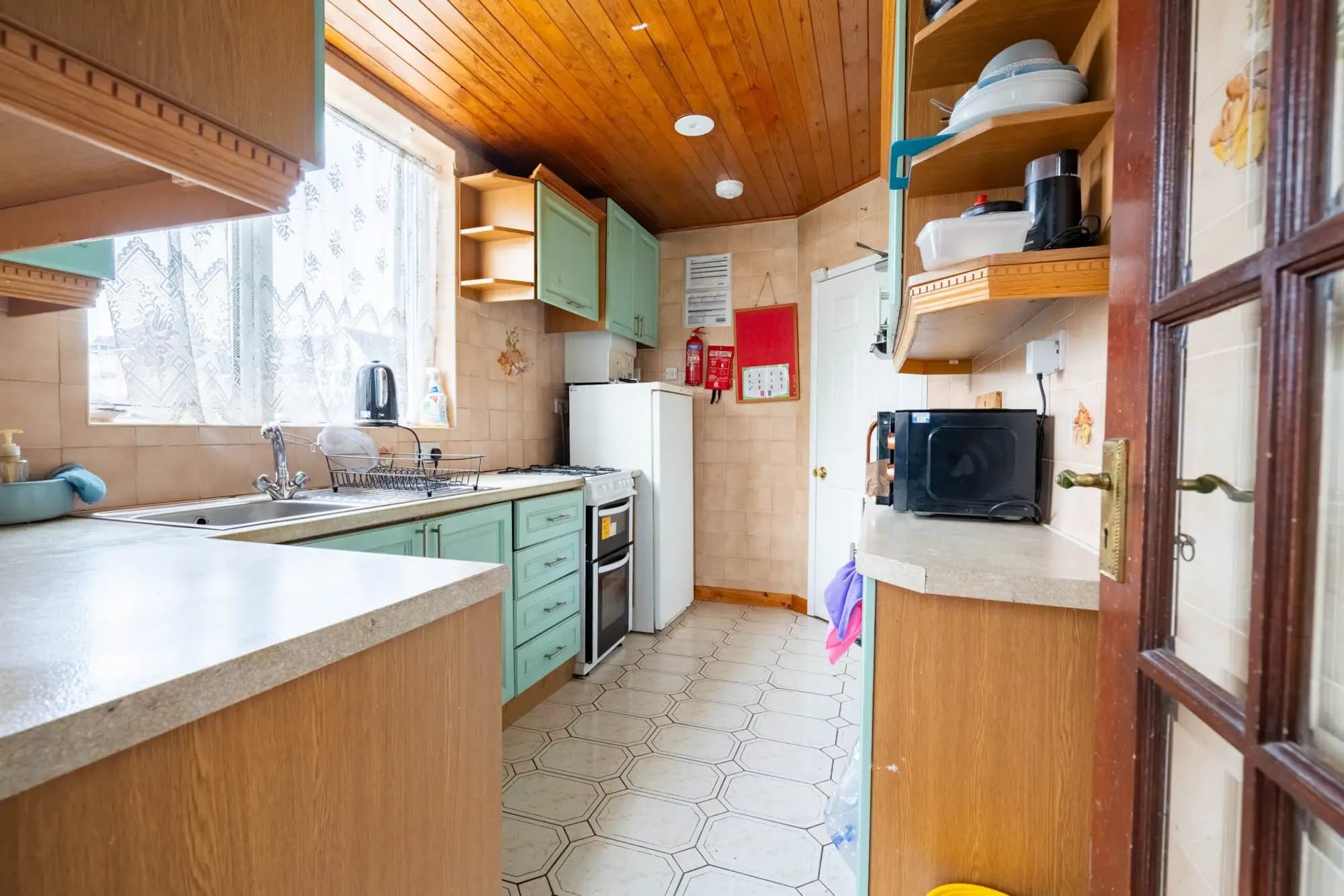 property photo 8 of 26