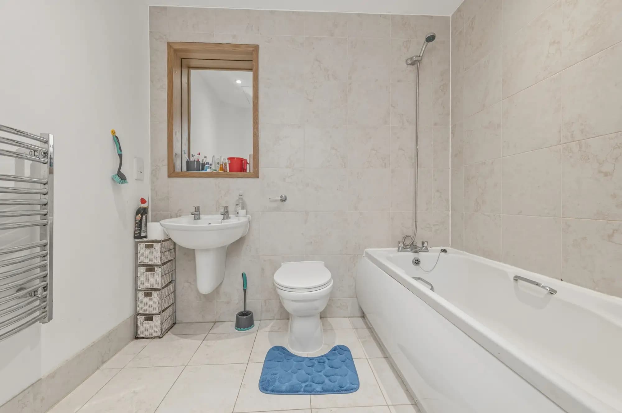 property photo 7 of 15