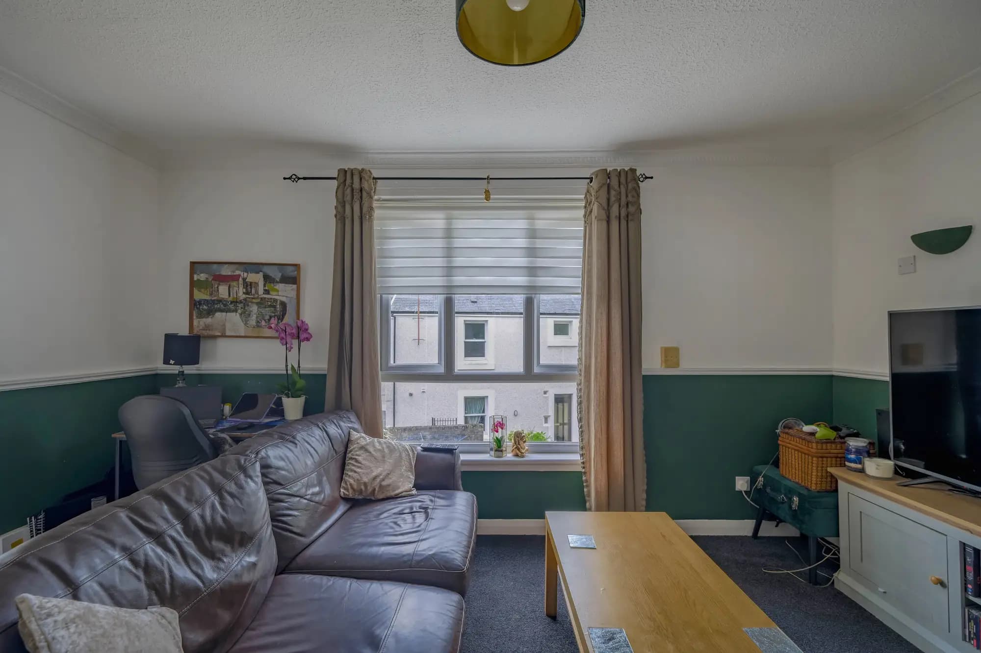 property photo 6 of 30