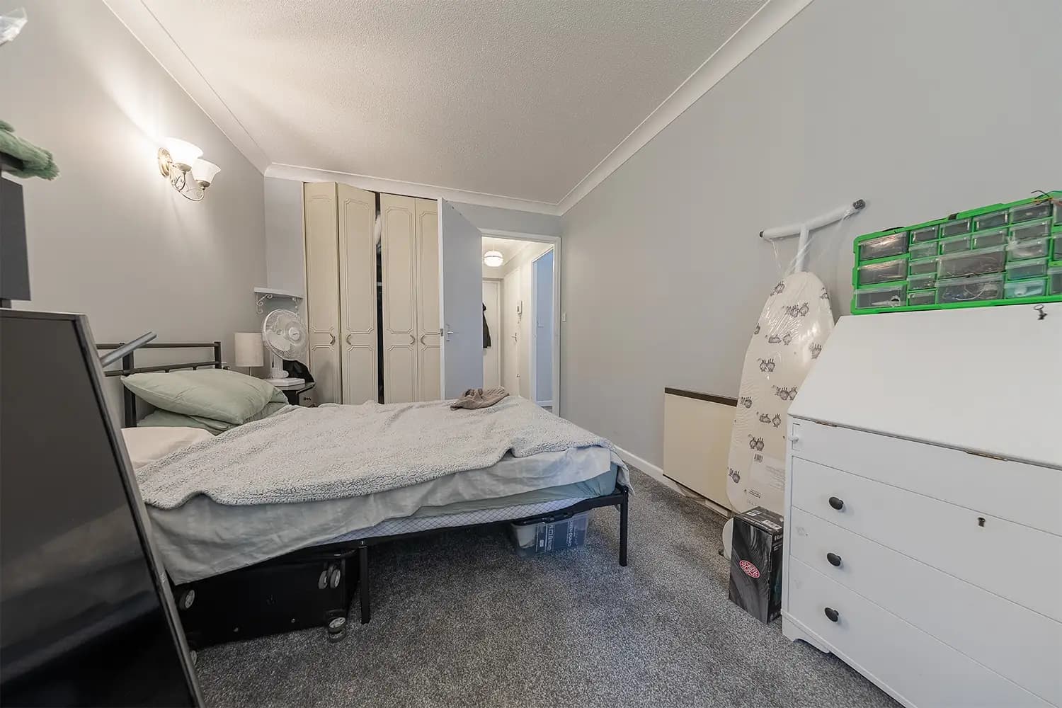 property photo 8 of 25