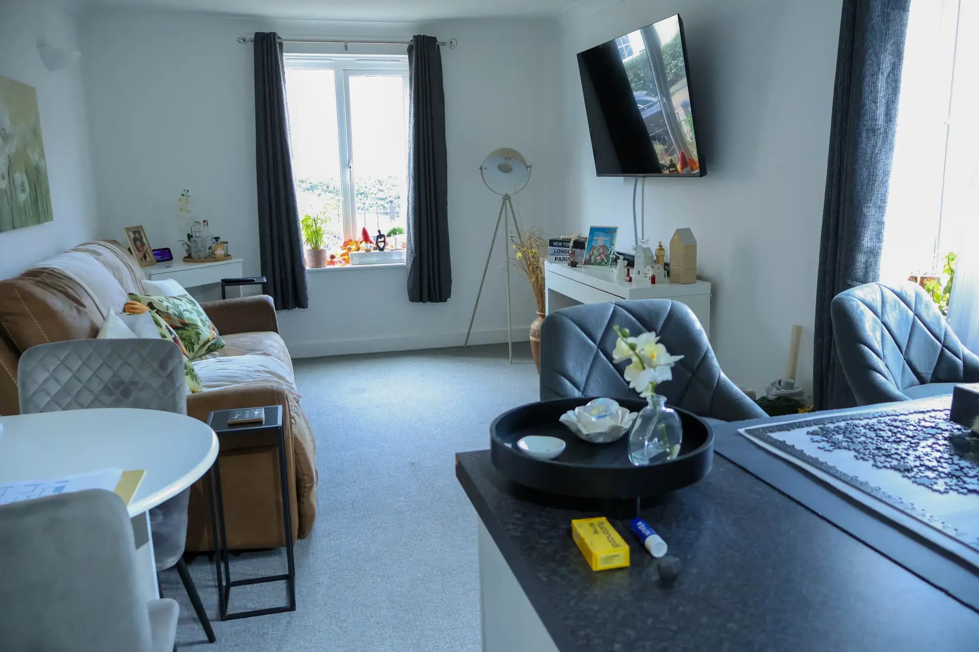 property photo 4 of 15